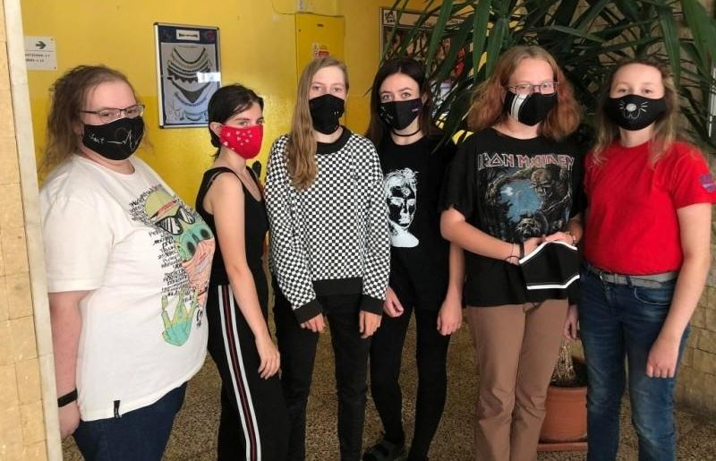 2020 Roušky opět na scéně