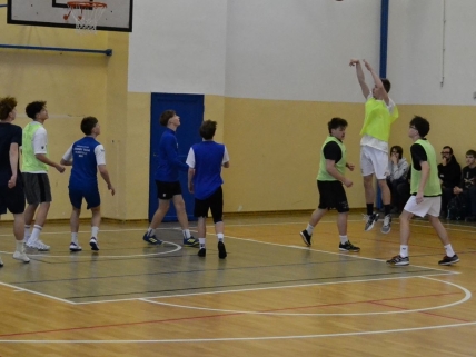 Velikonoční basketbalový turnaj na průmyslovce trhl rekord!