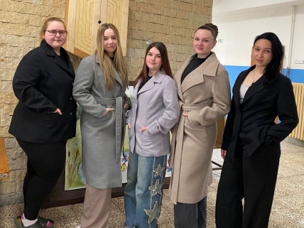 Fanfáry pro děvčata z oboru Oděvní technik